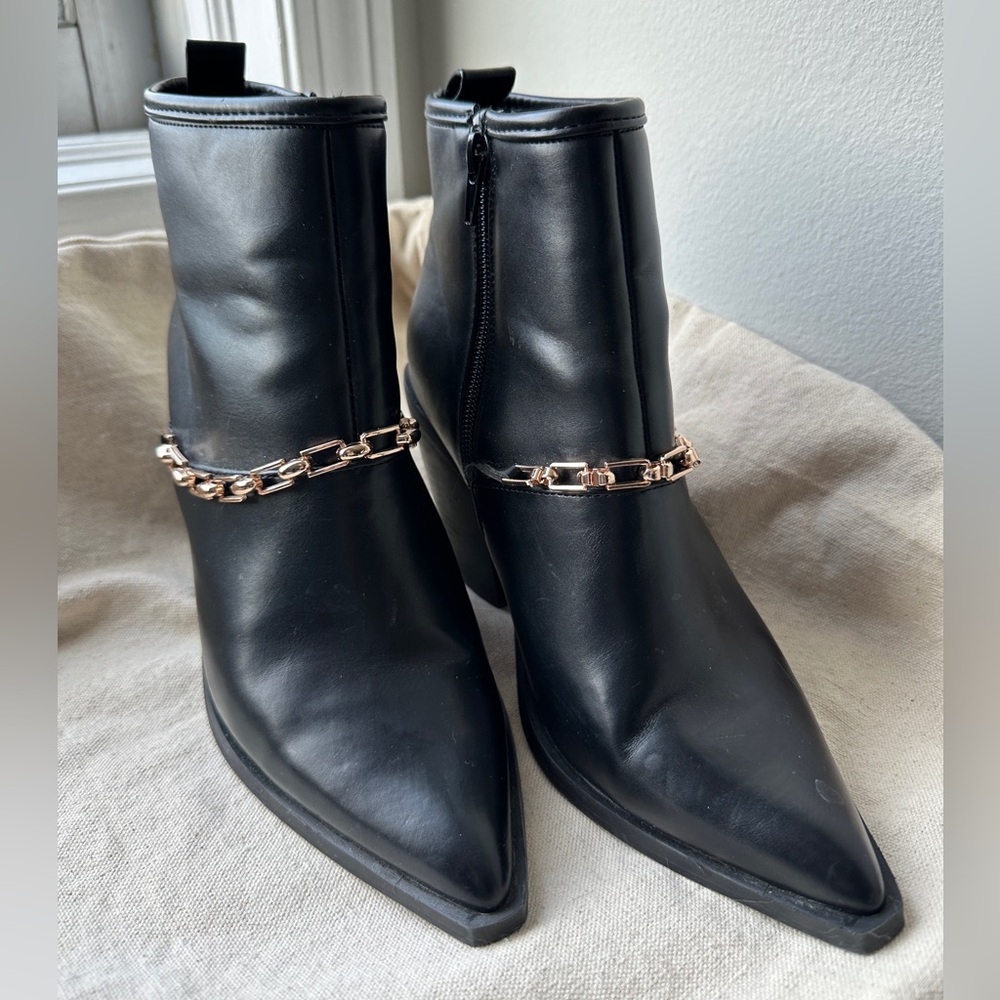 ASOS Elvin Western Boots with Gold Chain Accent size 7 - Great Condition
